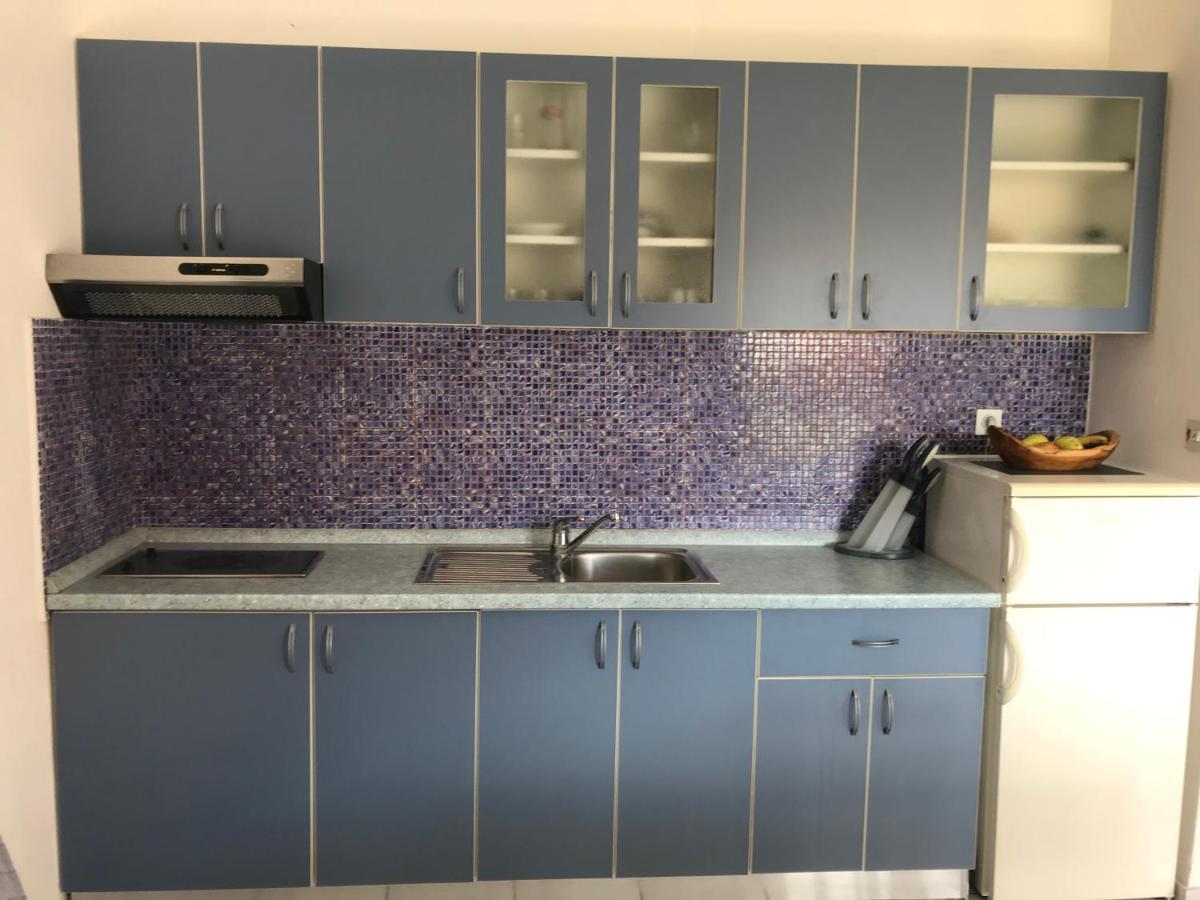 Apartmani Vilma Pakoštane Екстериор снимка