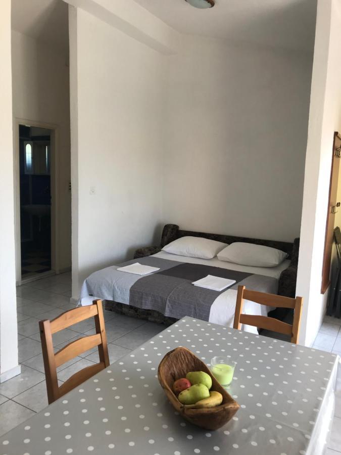 Apartmani Vilma Pakoštane Екстериор снимка