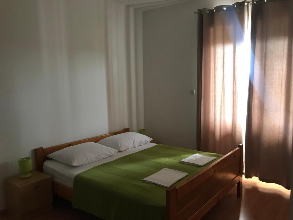 Apartmani Vilma Pakoštane Екстериор снимка