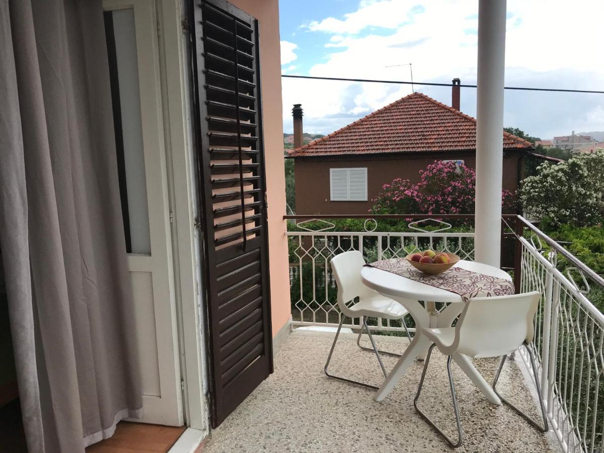 Apartmani Vilma Pakoštane Екстериор снимка
