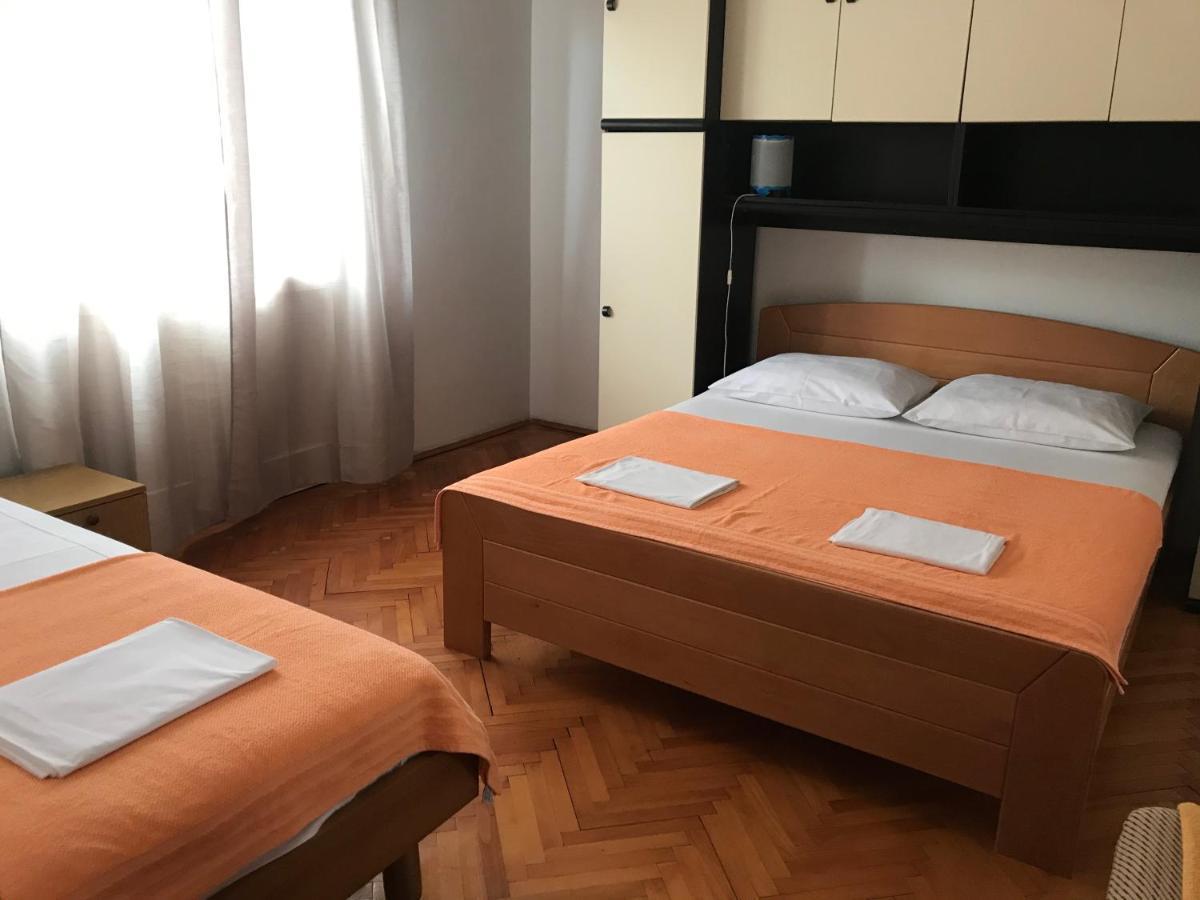 Apartmani Vilma Pakoštane Екстериор снимка