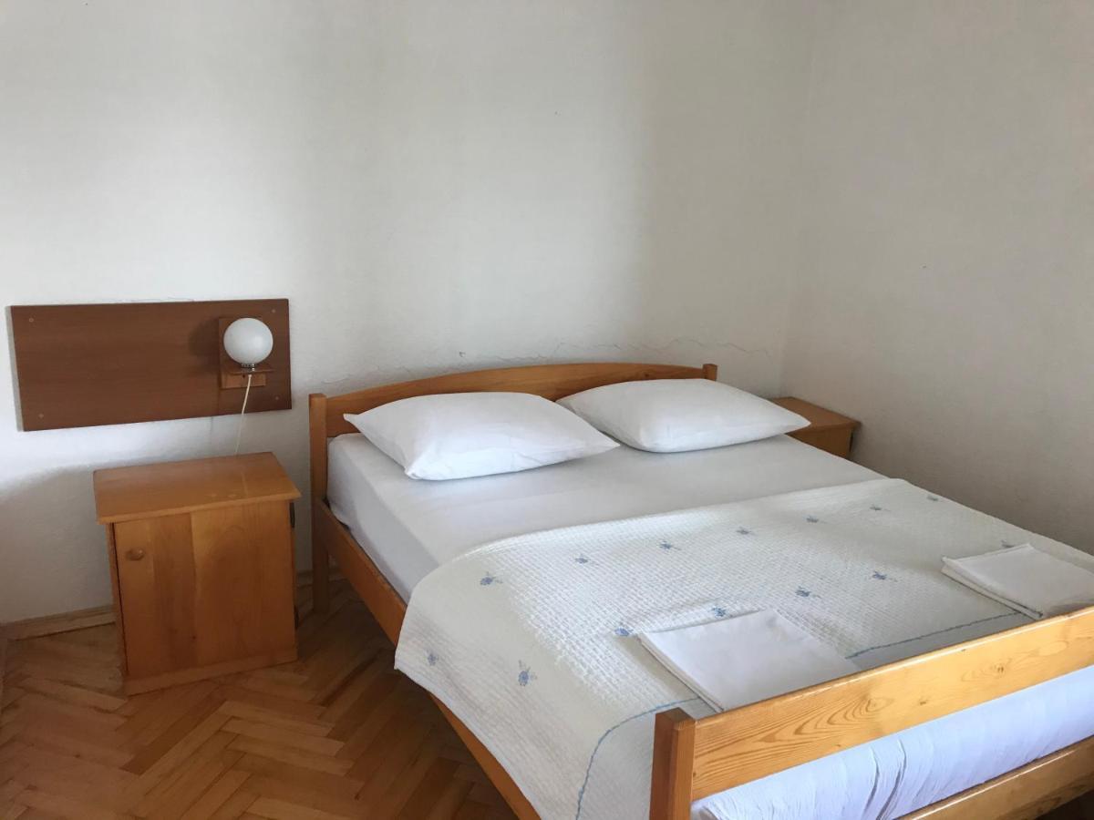 Apartmani Vilma Pakoštane Екстериор снимка