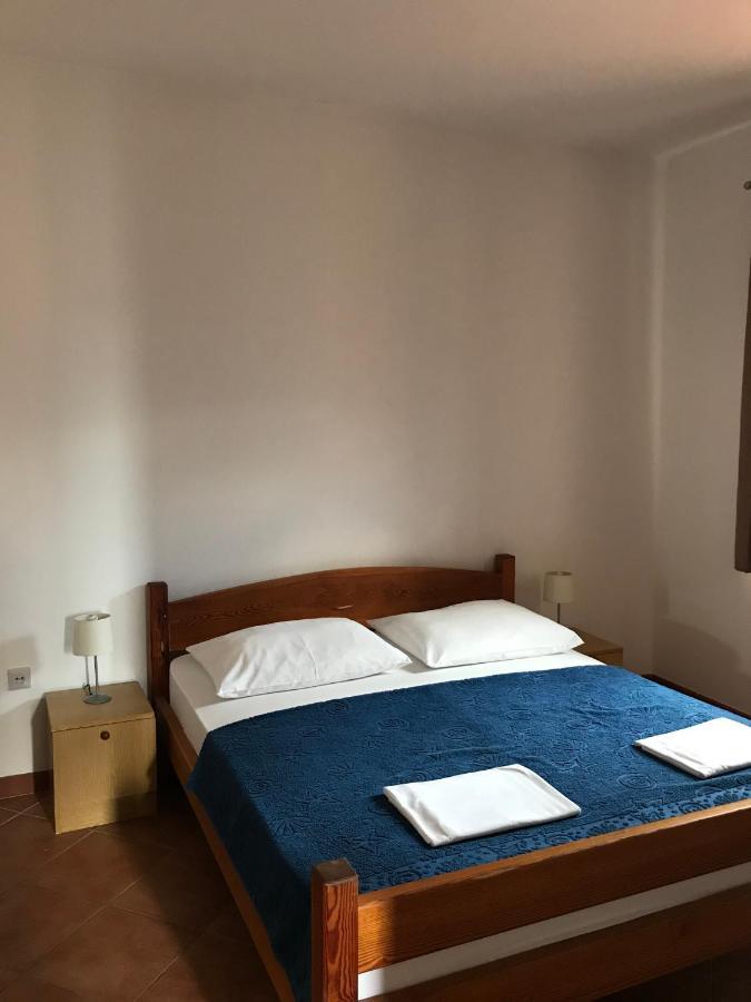 Apartmani Vilma Pakoštane Екстериор снимка
